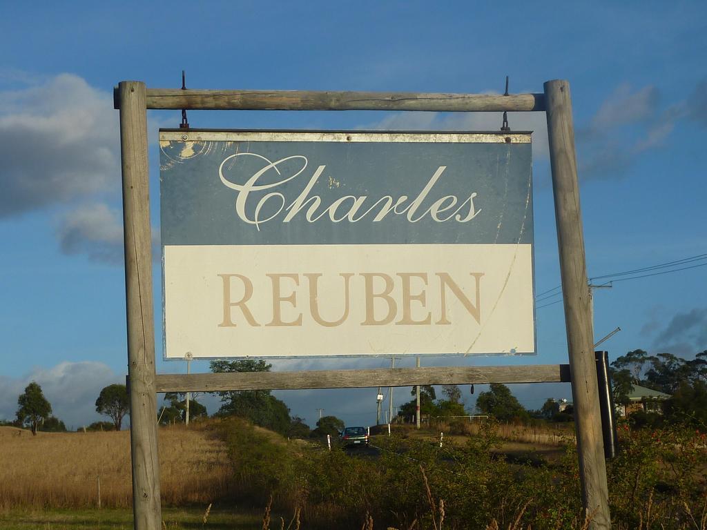 Charles Reuben Estate Pensionat Hobart Exteriör bild
